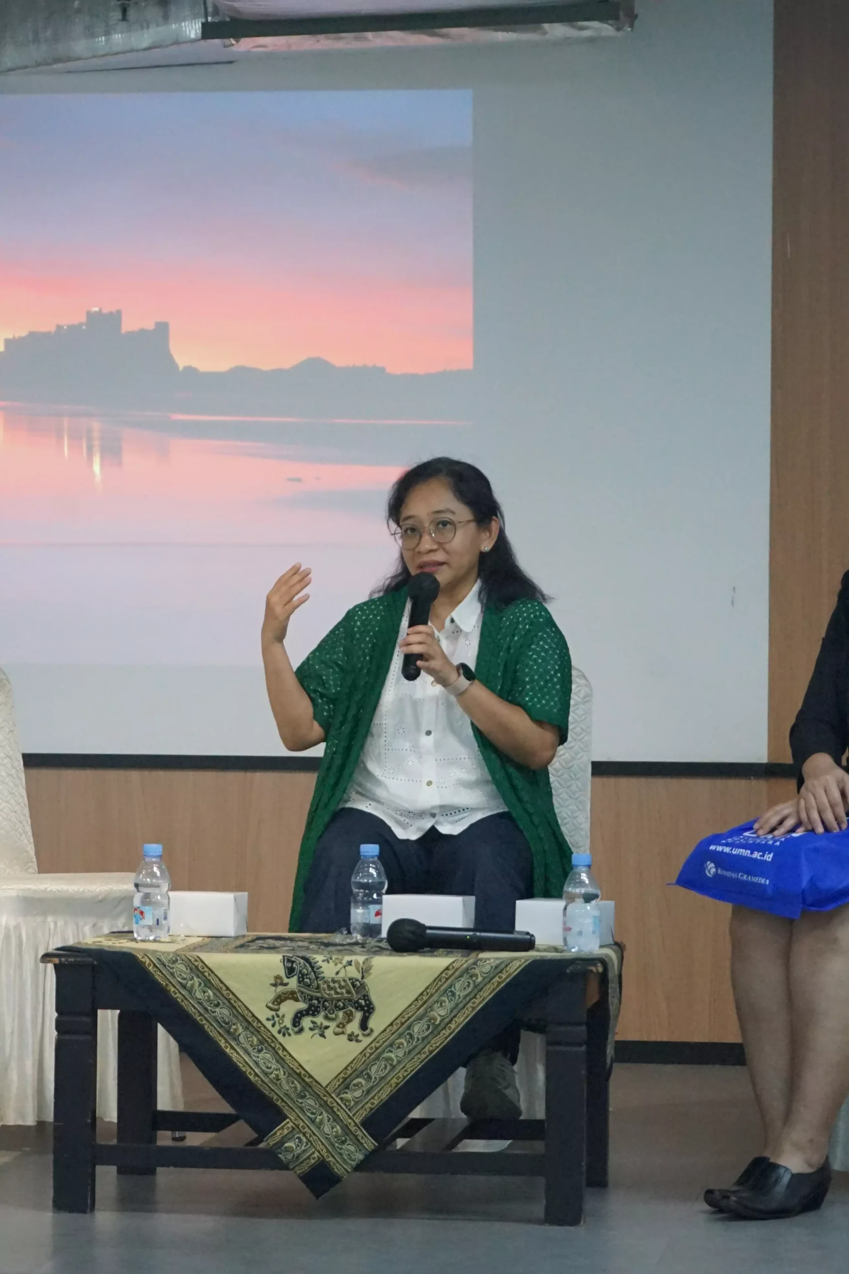 Indonesia Di Persimpangan Jalan Menakar Kesiapan Infrastruktur Dan Konsumen Sambut Era Kendaraan Listrik