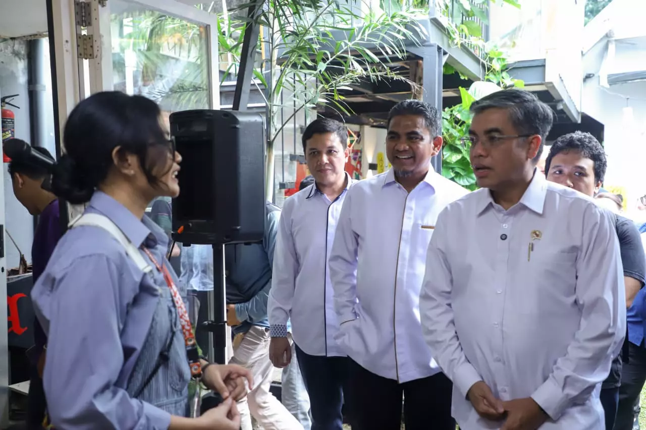 Industri Kreatif Berpotensi Jadi Lokomotif Program Magang Nasional Menaker Dorong Pengembangan Kompetensi